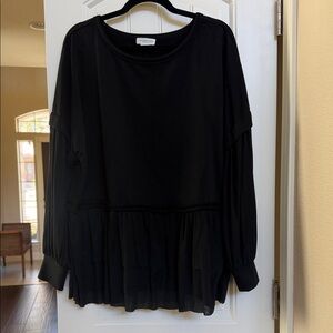 Chic Soul Black Pleated Blouse